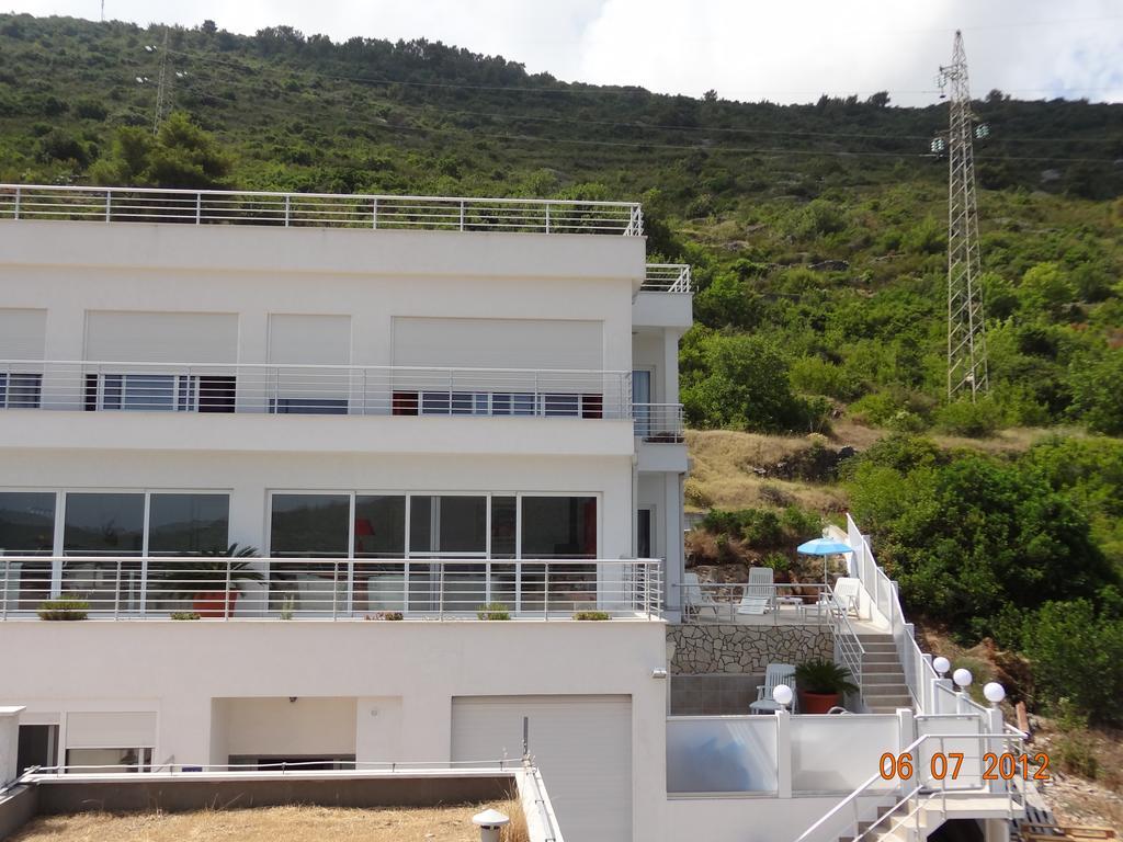 Villa Bellevue Vis Rum bild